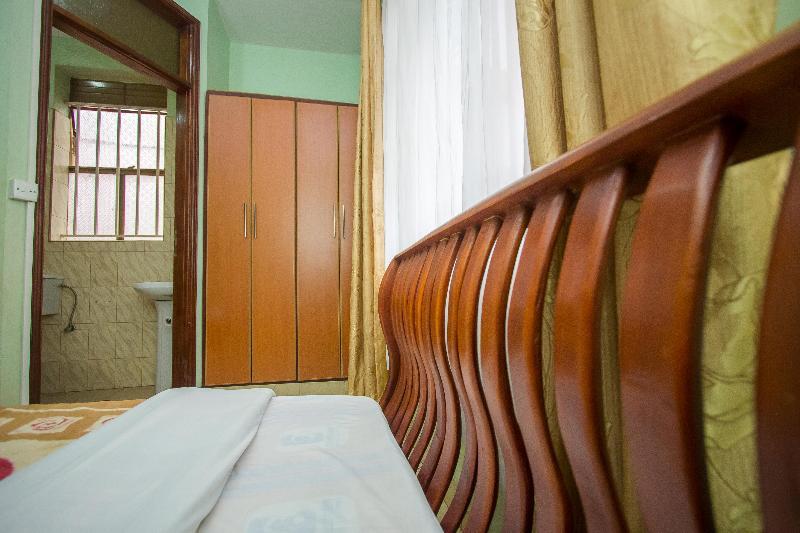 Serene Hotel Kampala Exterior photo